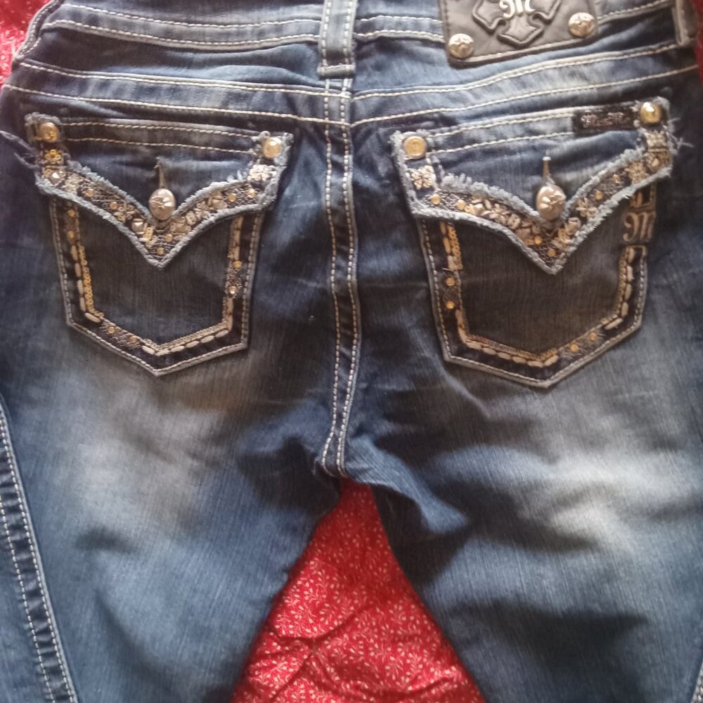 Stylish Blue Embellished Women's Jeans